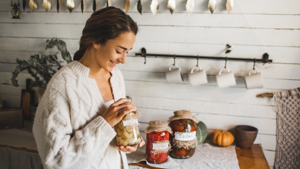 Experto en salud intestinal en obtener más alimentos fermentados en su dieta