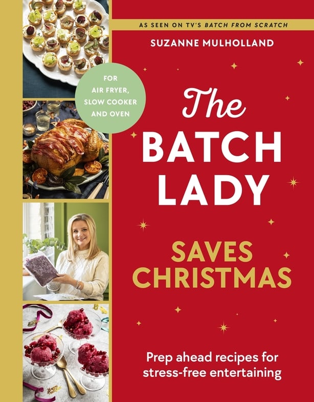 La portada de un libro de cocina, 'The Batch Lady Saves Christmas'