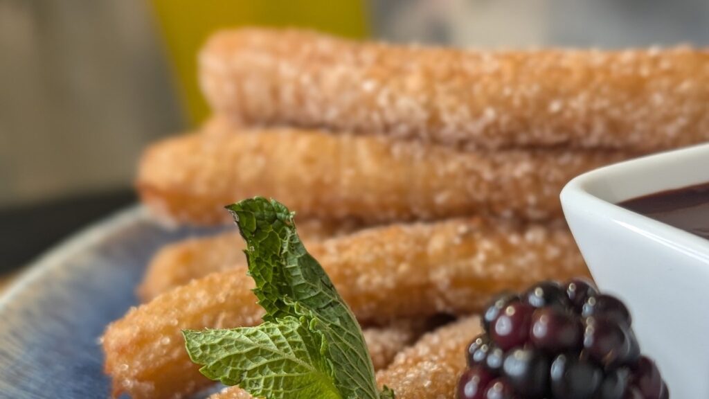 Churros airfryer con salsa de chocolate de Alex Petit: Hoy