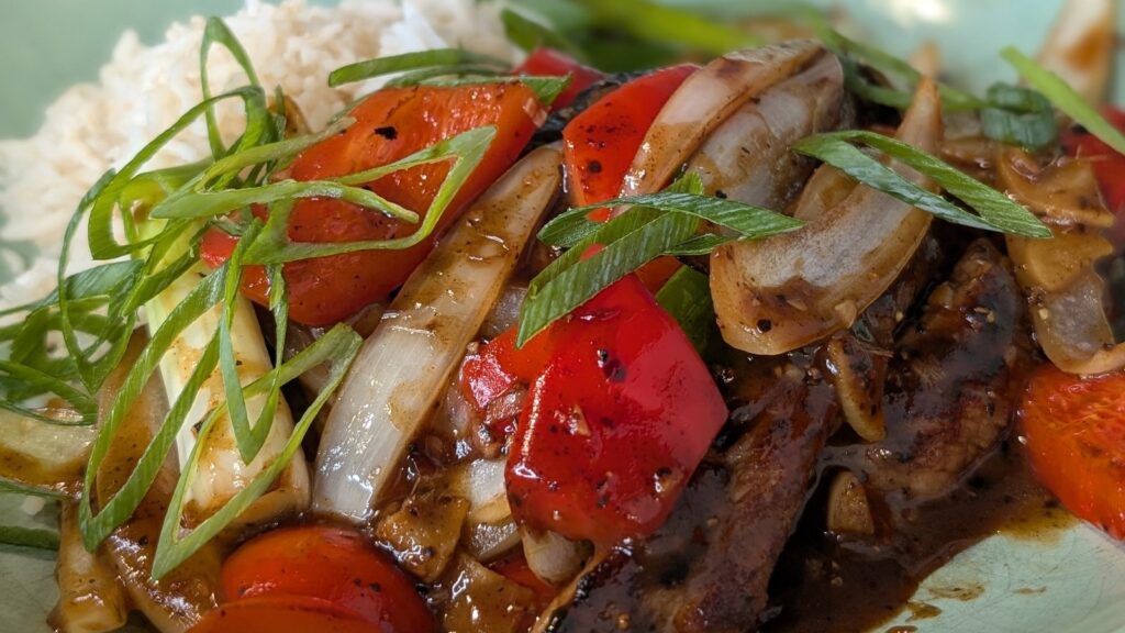 Carne de res a la pimienta negra de Wade Murphy: hoy