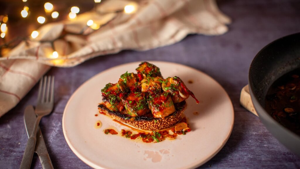 Navidad con Mark Moriarty: vieiras 'Pil Pil' sobre tostada