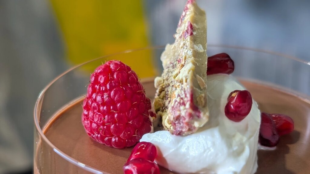 Tazas de mousse de chocolate de Neven: Hoy