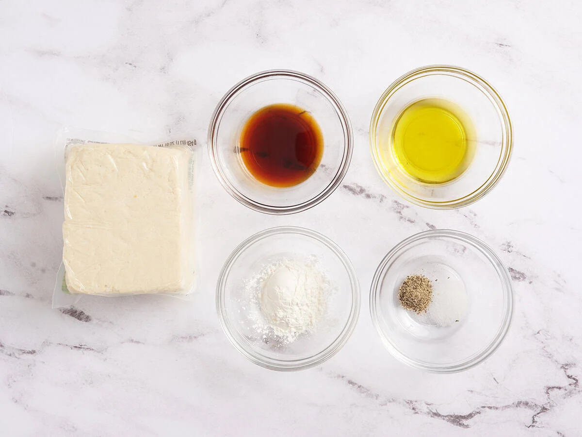 Los ingredientes para el tofu al horno.