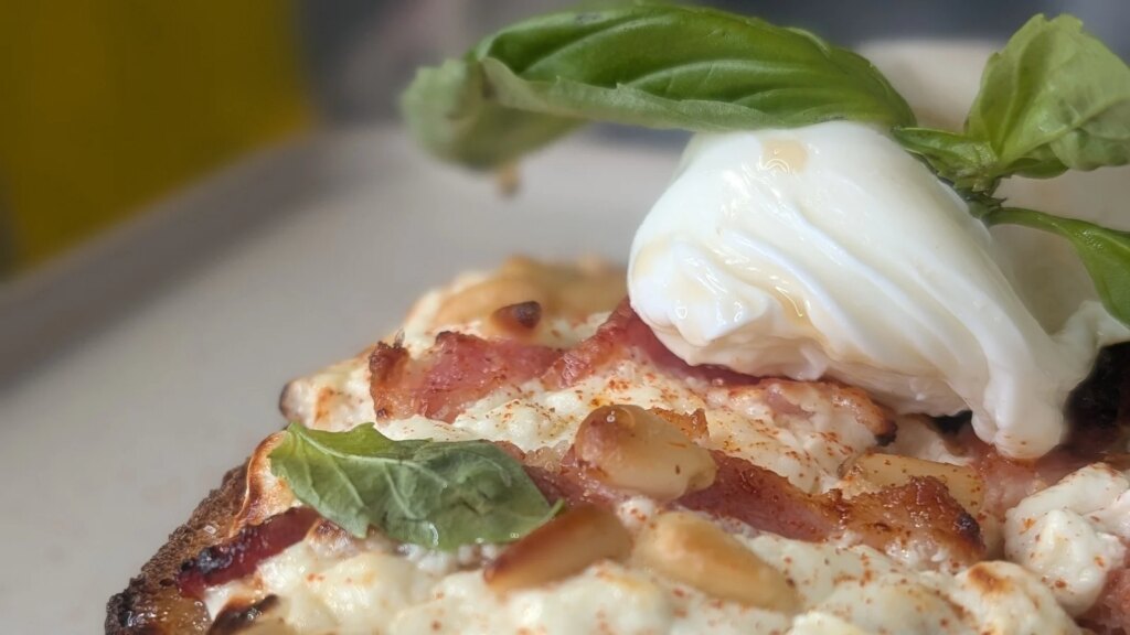 Pizza de masa madre cargada de Trisha: hoy