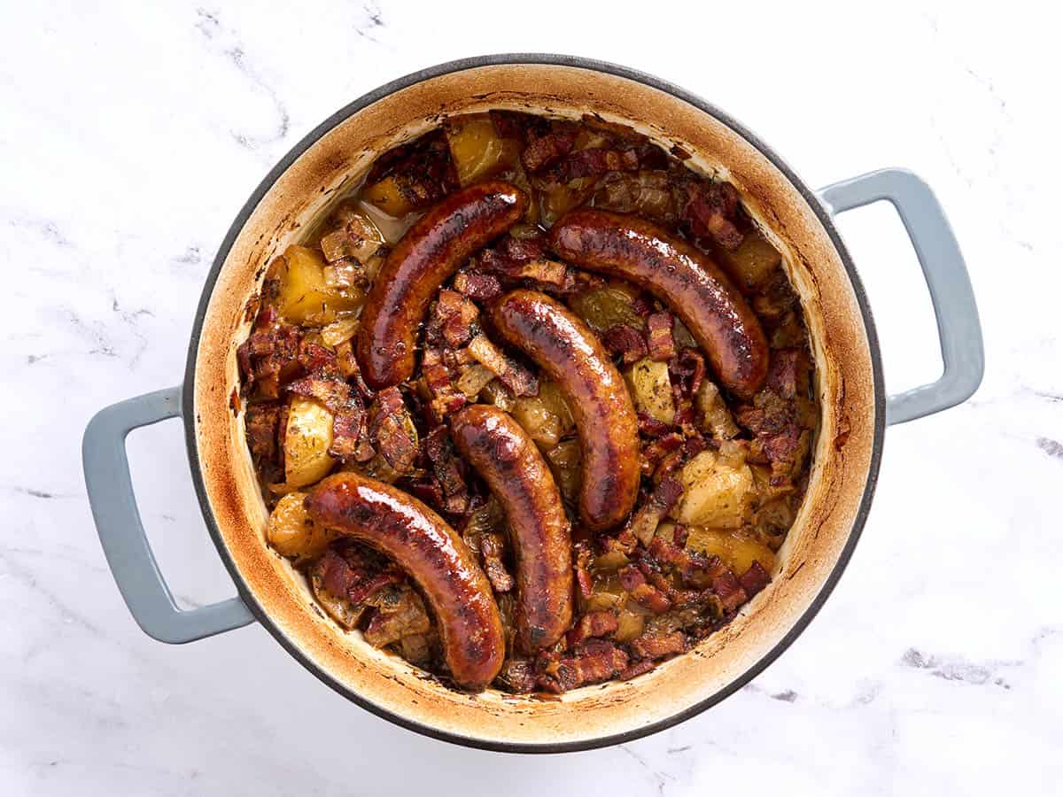 Cocine Dublín terminado en un horno holandés.