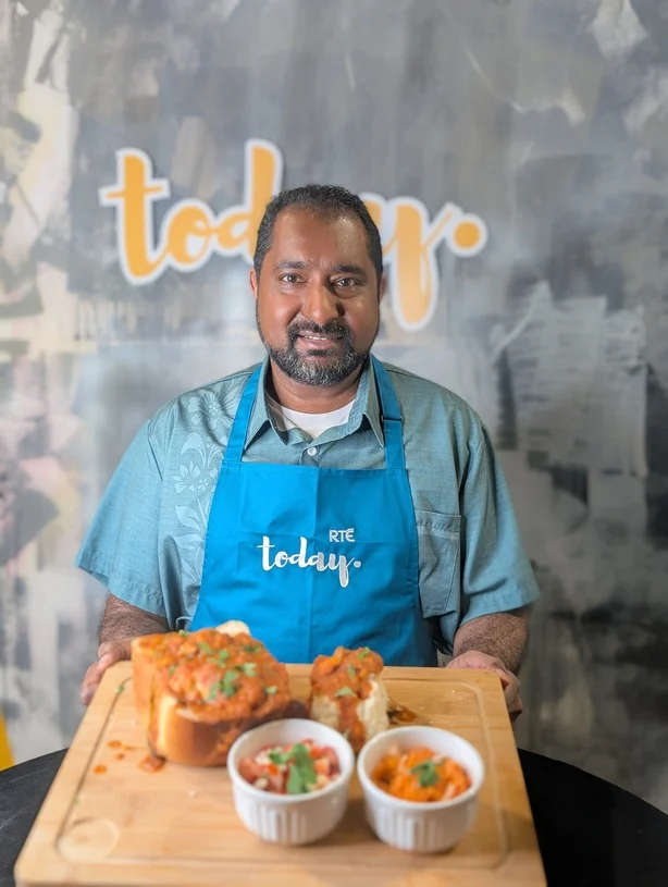 Perfil de Gerald Daniels con plato