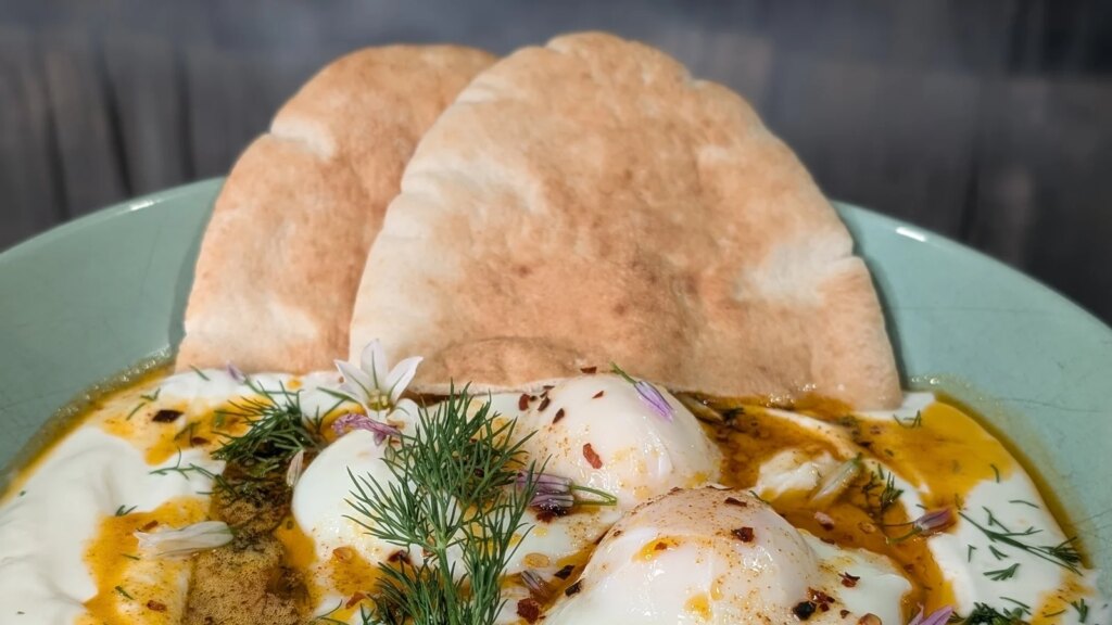 Huevos turcos de Lilly Higgins (Cilbir)