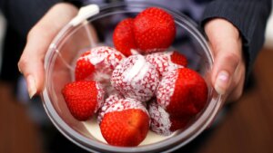 6 formas de comer fresas esta temporada, por el jefe de cocina de Wimbledon