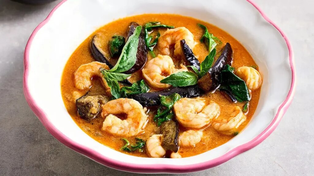 Curry rojo tailandés de Joe Wicks con gambas