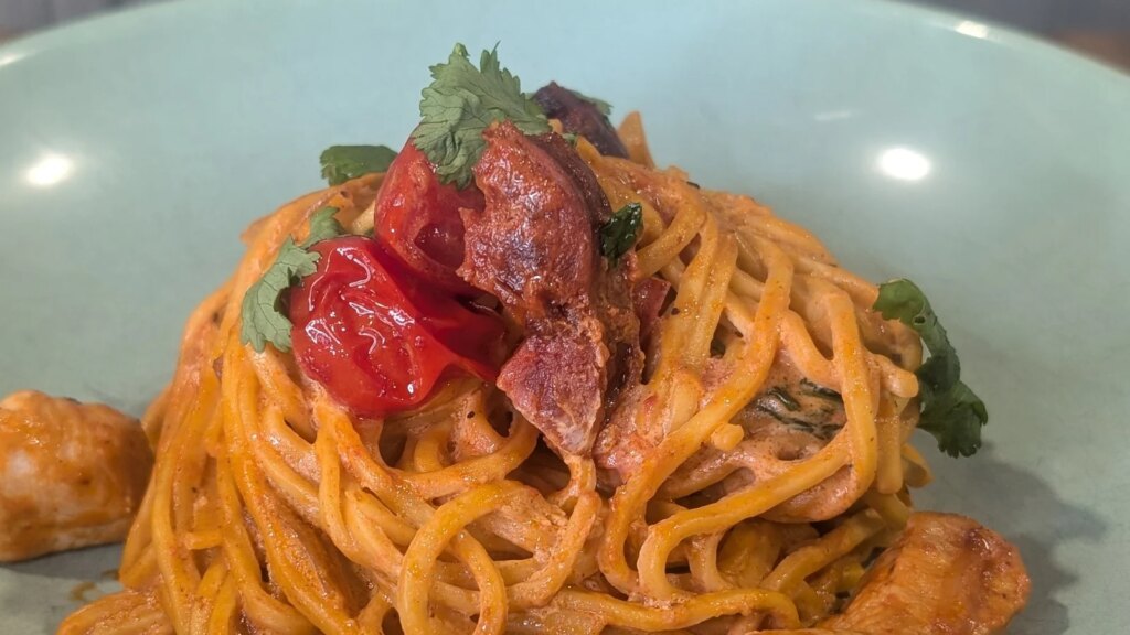 Pasta con pollo y chorizo ​​de 15 minutos de Kevin Dundon: hoy
