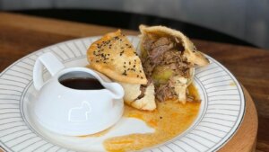 Pastel de costillas de res de Sri Lanka de Kevin Aherne: hoy