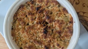 El reconfortante crumble de manzana de Sarah Butler