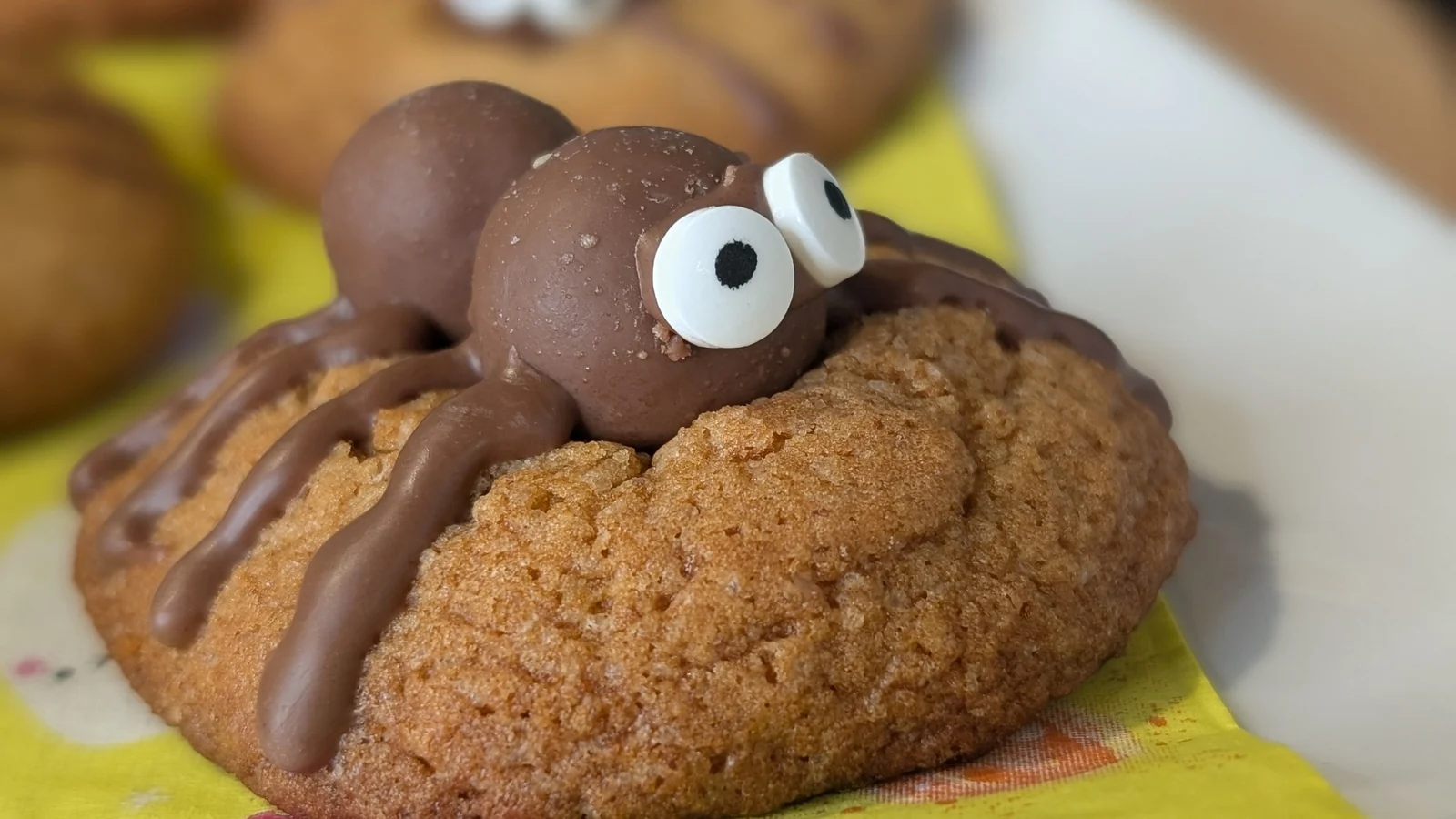 Galletas de araña con mantequilla de maní de Samantha Forrest: hoy