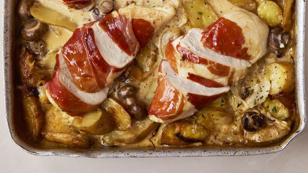 Tartiflette de pollo de Mary Berry